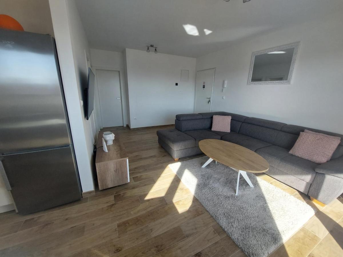 Apartment Ma Mi โตรกีร์ ภายนอก รูปภาพ